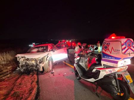 منطقة العفولة شارع 675: قتيلان وجريحان إثر حادث طرق مروع بين مركبتين
